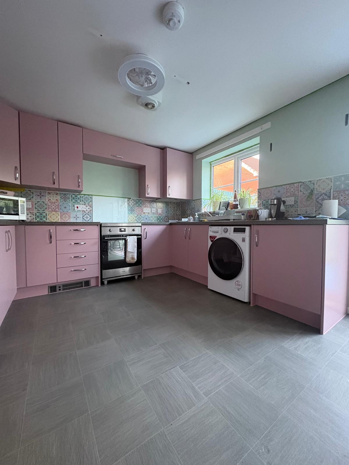 Kitchen Respraying in Folkestone